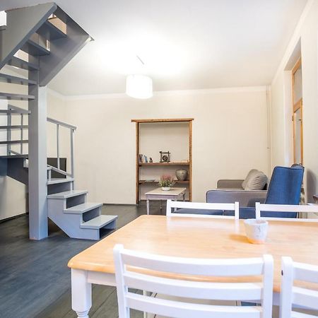 Dream Stay - Bright 2-Bedroom 2-Floor Old Town Apartment Tallin Exterior foto