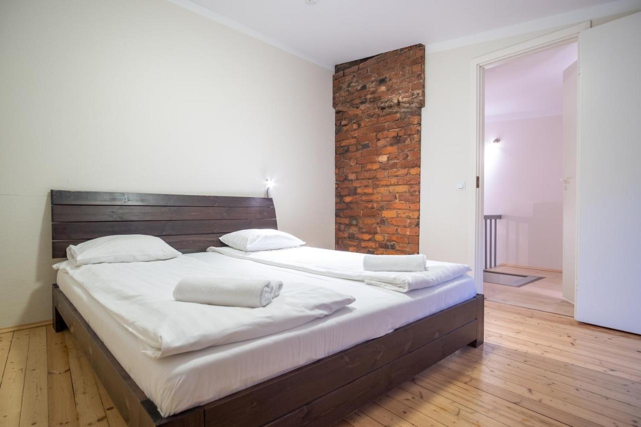 Dream Stay - Bright 2-Bedroom 2-Floor Old Town Apartment Tallin Exterior foto