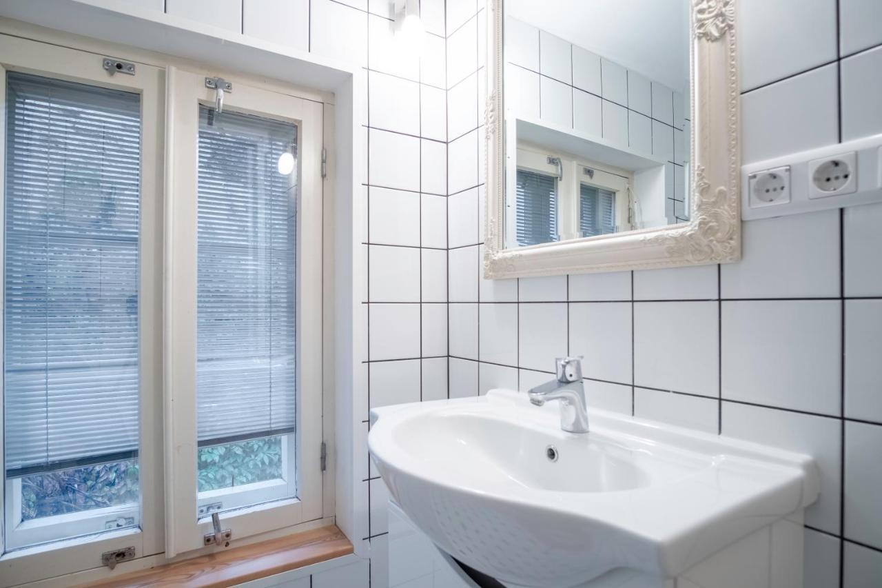 Dream Stay - Bright 2-Bedroom 2-Floor Old Town Apartment Tallin Exterior foto